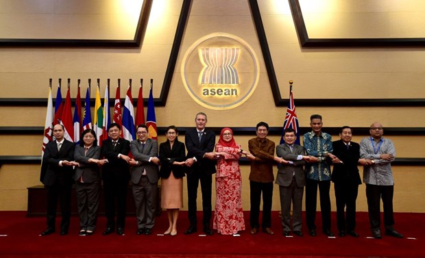 ASEAN and New Zealand diplomats at the 10th ASEAN-New Zealand Joint Cooperation Committee meeting. (Photo: asean.org)