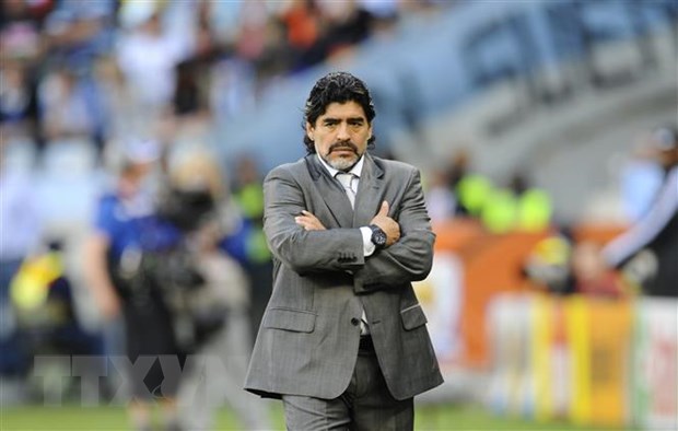 Huyền thoại Diego Maradona năm 2010. (Ảnh: AFP/TTXVN)