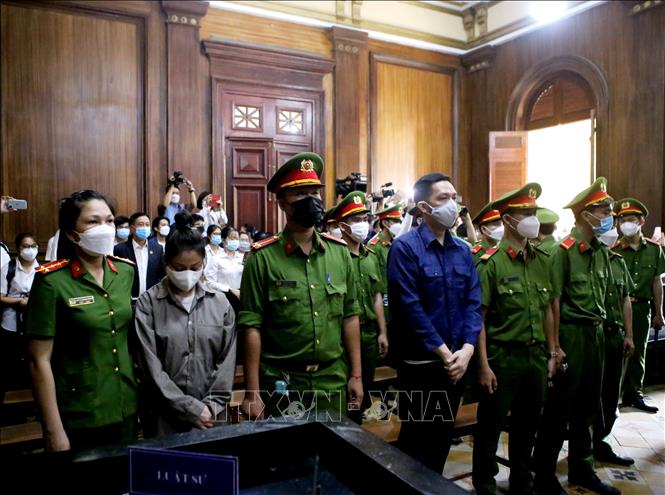 Hoãn phiên tòa xét xử vụ án bạo hành bé gái dẫn đến tử vong ở TP. Hồ Chí Minh