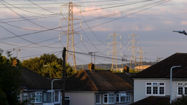Nước Anh nguy cơ mất điện diện rộng vì nắng nóng