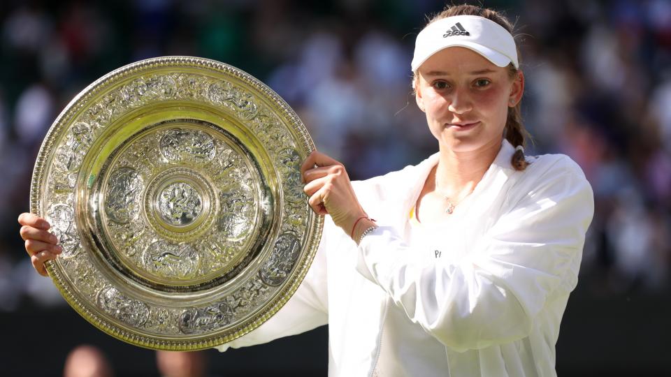 Rybakina lần đầu vô địch Wimbledon. Ảnh: Reuters