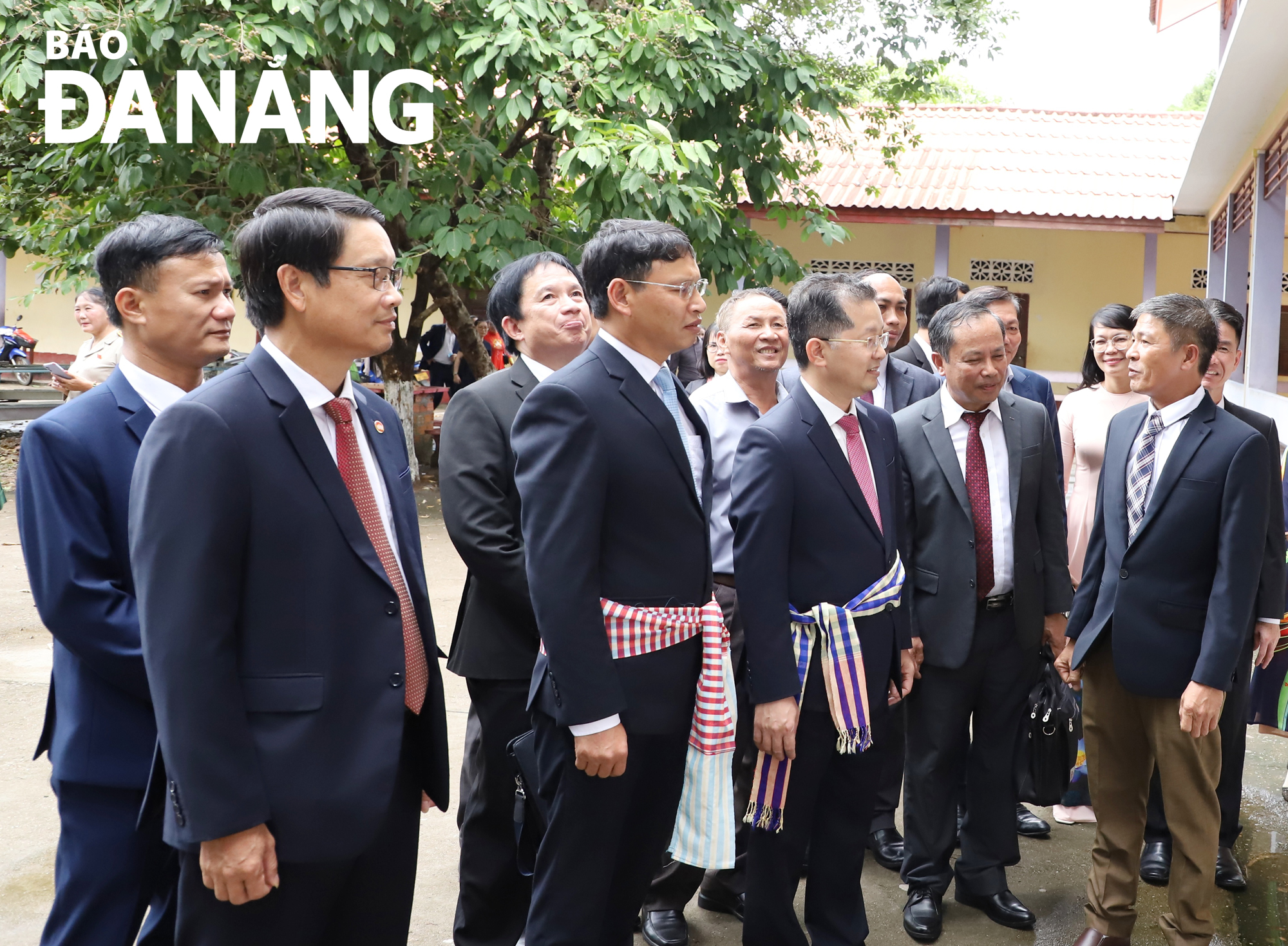 Da Nang leaders visiting the Viet Nam-Laos Friendship School in Attapeu Province on July 3, 2022. Photo: NGOC PHU