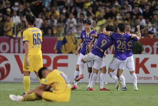 V.League 2022: Bùng nổ bàn thắng tại vòng 10