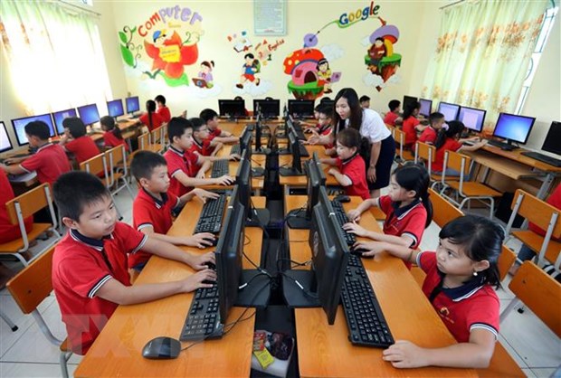 Kỳ vọng hỗ trợ chuyển đổi giáo dục đại học ở Việt Nam