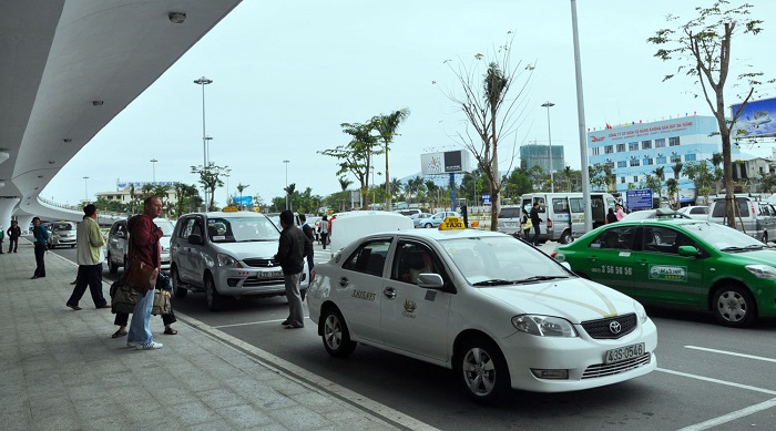 Xử lý hơn 80 phương tiện vi phạm tại sân bay Đà Nẵng