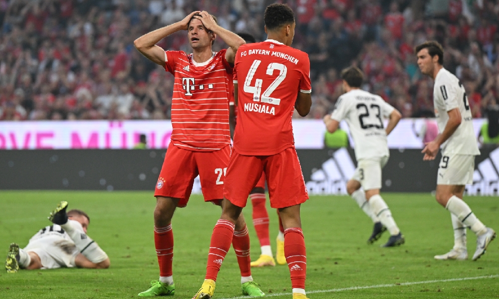 Bayern trải qua trận thứ 5 liên tiếp không thể đánh bại Gladbach