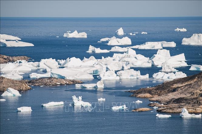 Nguy cơ nước biển dâng do băng tan ở Greenland