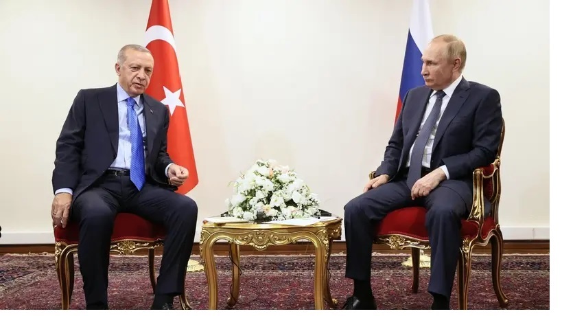 Tổng thống Thổ Nhĩ Kỳ Recep Tayyip Erdogan (bên trái) gặp Tổng thống Nga Vladimir Putin tại Tehran (Iran) vào ngày 19-7-2022.  Ảnh: AFP           