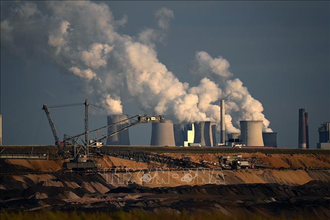 Một nhà máy điện than tại Garzweiler, Đức. Ảnh tư liệu: AFP/TTXVN