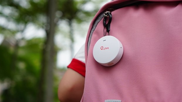 Viettel Telecom launches tracking device vTag to help customers locate and monitor children, valuable objects and personal items. (Photo courtesy of Viettel)