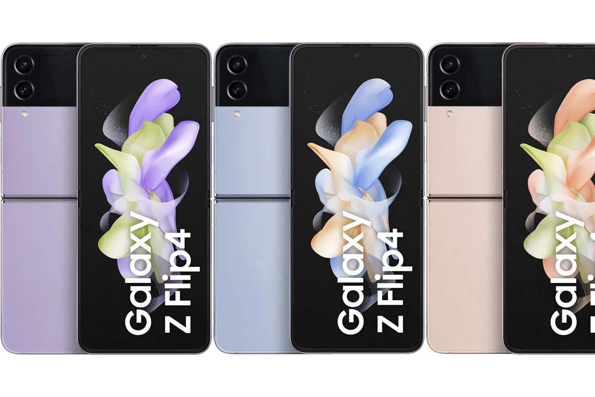 Điện thoại thông minh dạng gập Galaxy Z Flip4. Ảnh: theverge.com