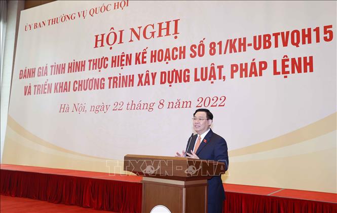 Chủ tịch Quốc hội Vương Đình Huệ phát biểu chỉ đạo và kết luận hội nghị. Ảnh: Doãn Tấn/TTXVN