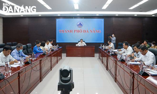 A meeting to review the preparatory works for the forthcoming Da Nang Golf Tourism Festival 2022 in progress