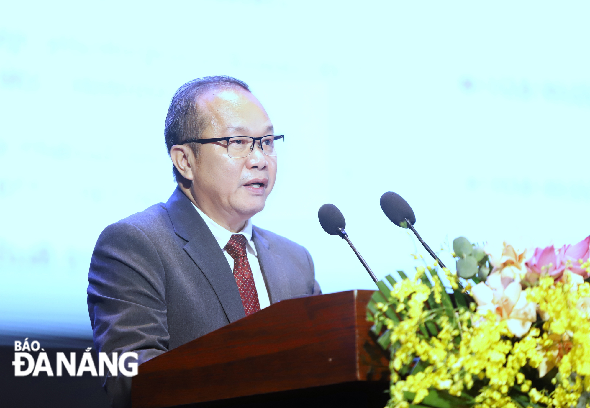 Lao Consul General in Da Nang Souphanh Hadaoheuang speaking at the ceremony