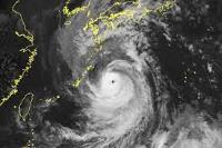 Nhật Bản hối thúc gần 2 triệu người sơ tán để tránh siêu bão Nanmadol