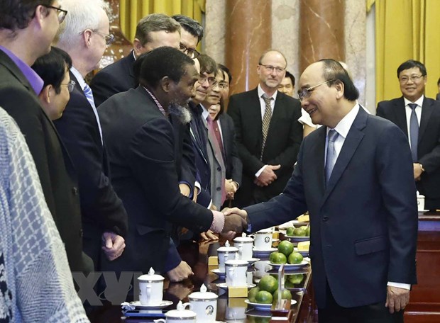 Chủ tịch nước tiếp các nhà khoa học quốc tế sang Việt Nam dự hội thảo