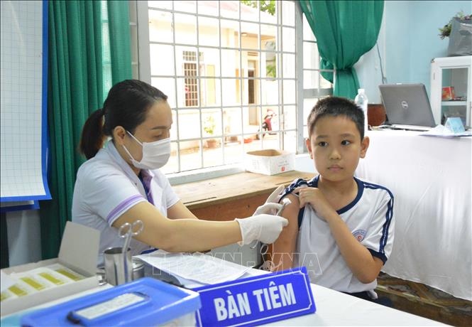 Ngày 28-9: Việt Nam ghi nhận 1.587 ca Covid-19 mới, bệnh nhân nặng giảm còn 83 ca