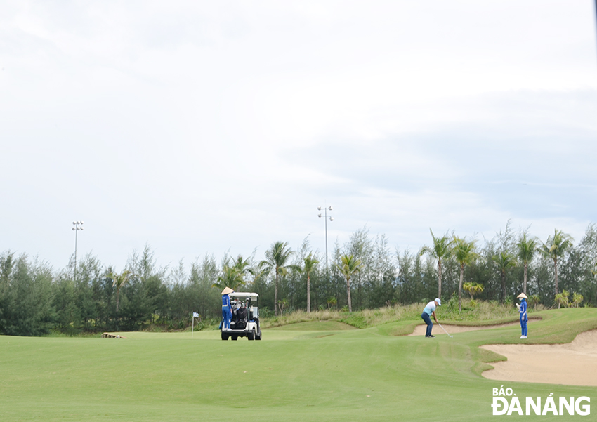 Sân Nicklaus thuộc BRG Danang Golf Resort là trải nghiệm, thách thức mới đối với các golfer tham dự giải đấu. Ảnh: NHẬT HẠ.