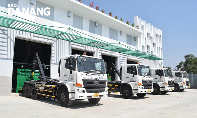 The garbage transfer station on Le Thanh Nghi Street boasts advanced waste treatment technologies. Photo: HOANG HIEP