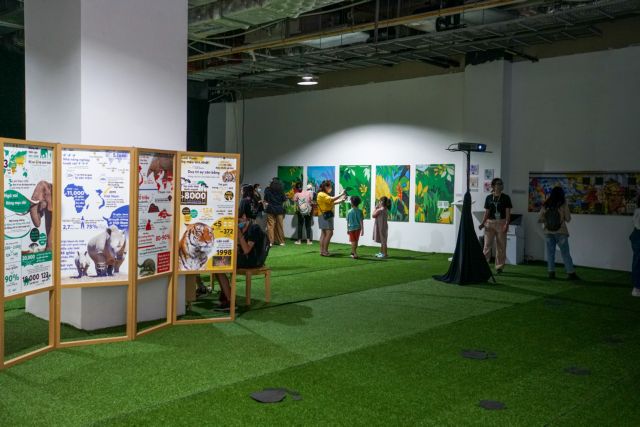 WILD ANIMALS: The 'Bring Them Back' exhibition displays paintings and fun facts about wildlife and endangered species in Việt Nam and the world. Photo courtesy of CHANGE