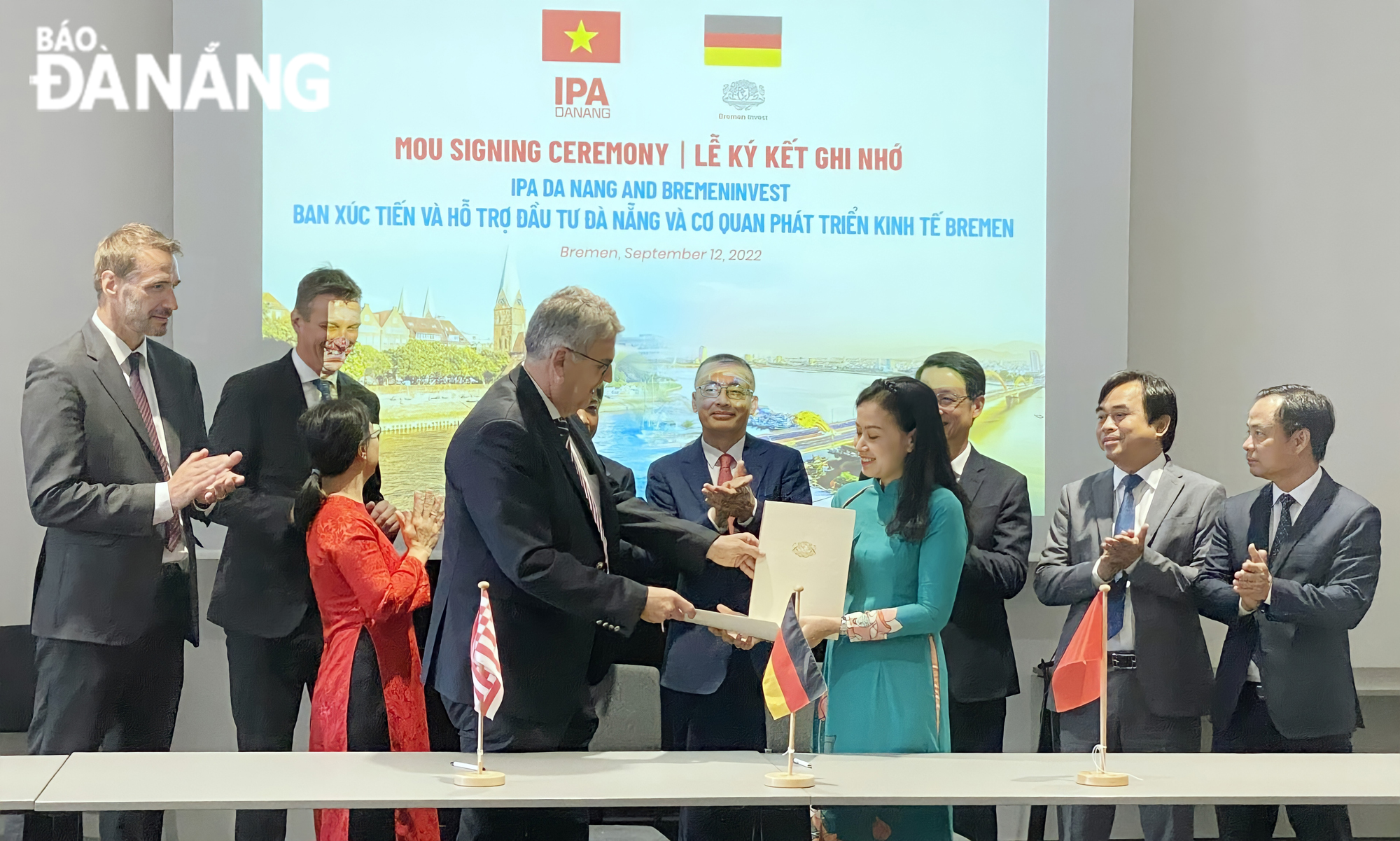 The Da Nang Board for Investment Promotion and Support and Bremen's economic development agency Bremeninvest signed a memorandum of understanding on cooperation.