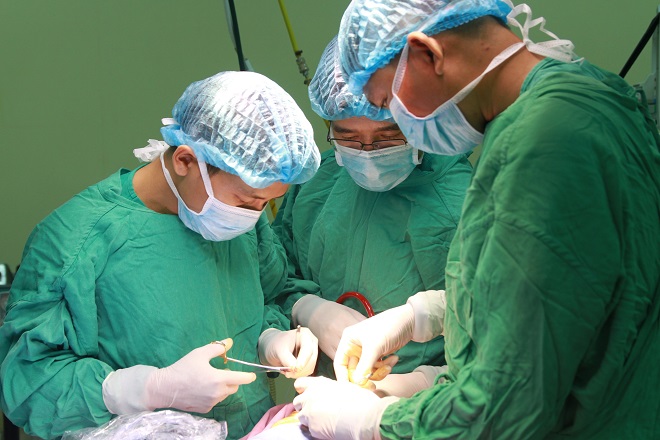 Từ ngày 19-9, Viện Thẩm mỹ Quốc tế VIOLA (270 Nguyễn Hữu Thọ, quận Hải Châu) sẽ chính thức triển khai chương trình phẫu thuật tạo hình chỉnh sửa thẩm mỹ miễn phí 100% cho các trường hợp dị tật mũi - sứt môi - hở hàm ếch bẩm sinh cho người lớn từ 18 tuổi. 