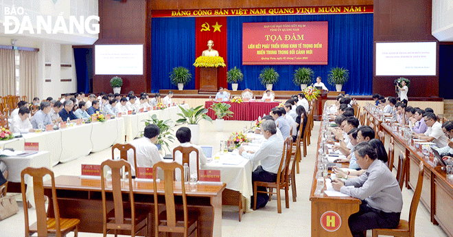 A scene of the scientific seminar on promoting linkages for the development of the central key economic zone in the new context held in July in Quang Nam Province