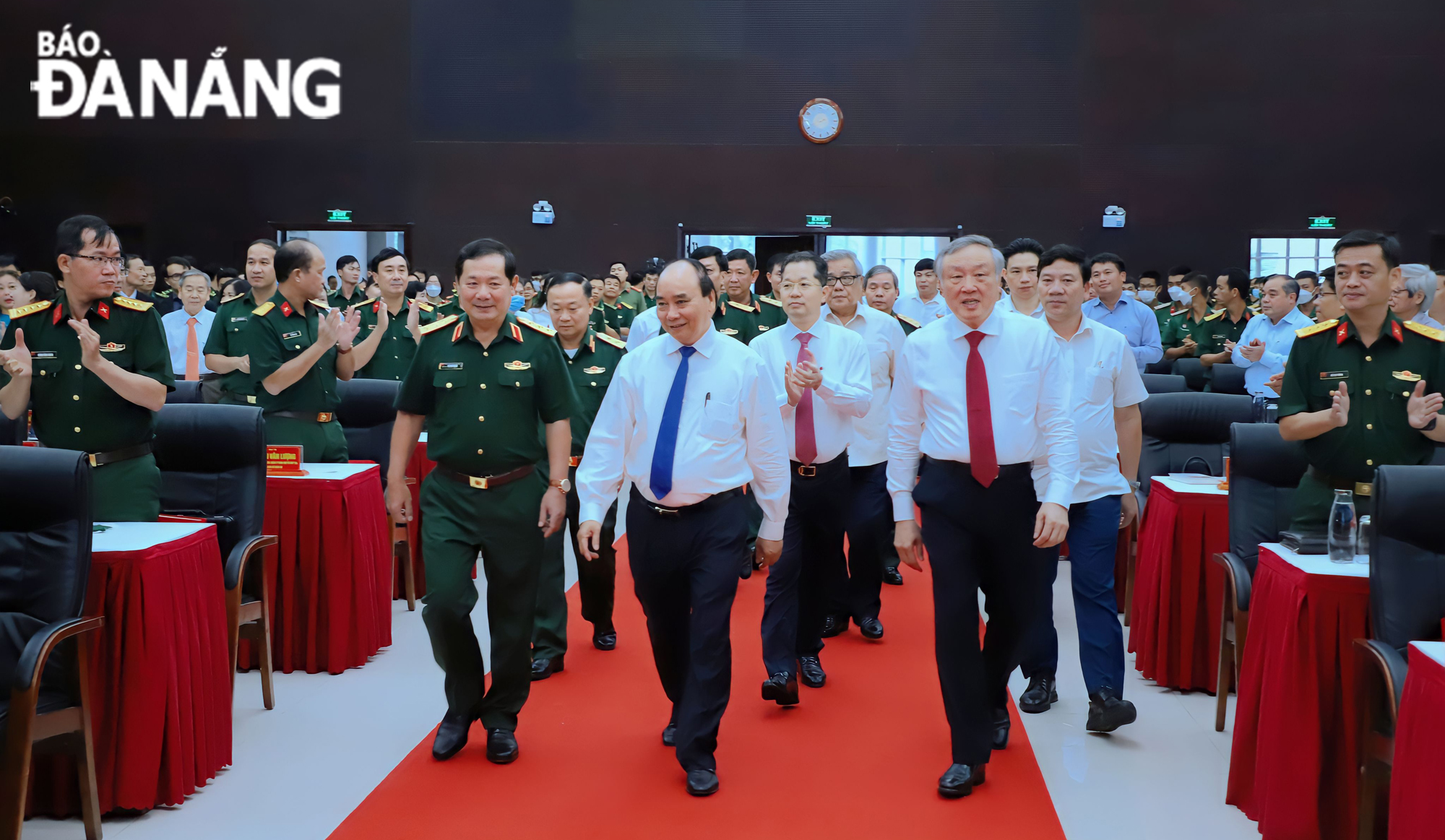 State President Nguyen Xuan Phuc attending the scientific conference entitled 'Victory of Don Nhat - Hai Van Gate'. Photo: NGOC PHU