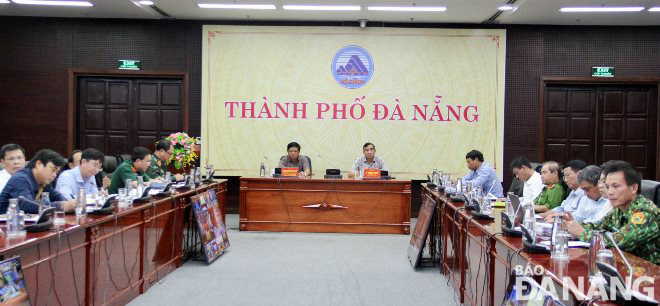 Quang cảnh tại Ban chỉ huy tiền phương thành phố Đà Nẵng ứng phó bão số 4. 