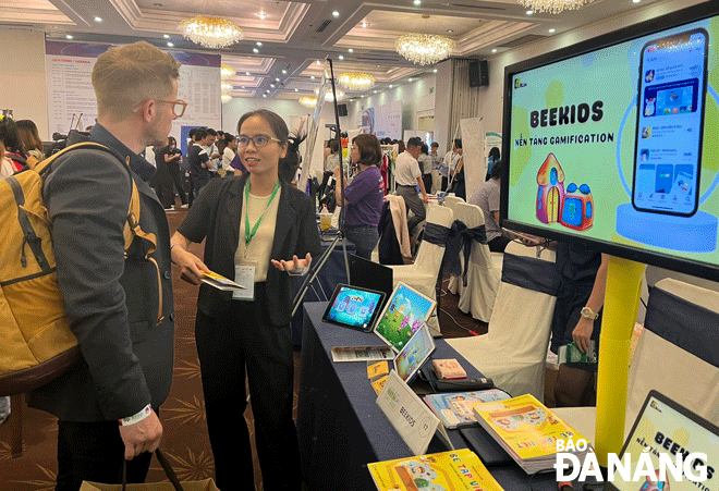 Startups earn more cooperation opportunities from big startup competitions. Here is Beekids project booth at the Viet Nam Startup Day 2022 exhibition. Photo: M.Q