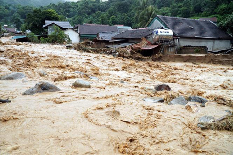 Thời tiết ngày 3-10: Nam đồng bằng Bắc Bộ, Hòa Bình và Thanh Hóa có mưa vừa, mưa to