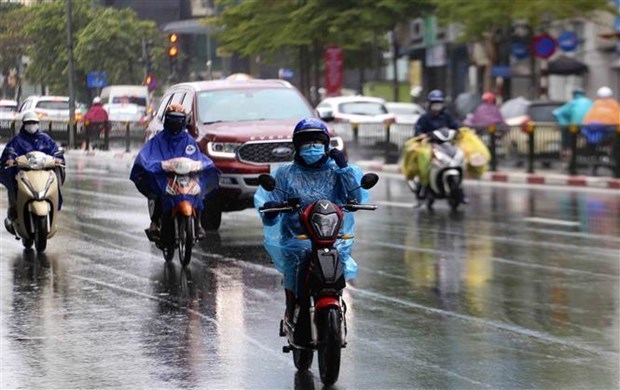 Đông Bắc Bộ và các tỉnh từ Thanh Hóa đến Quảng Bình có mưa vừa, mưa to