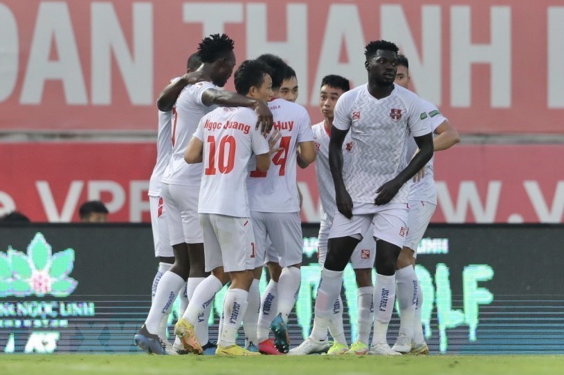 V-League 2022: Hải Phòng thắng kịch tính Hà Nội FC ở 'chung kết sớm'