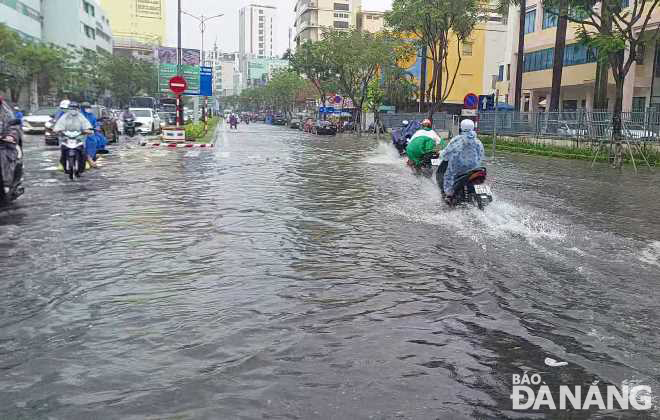 Đà Nẵng còn mưa vừa, rải rác mưa to, có nơi mưa rất to