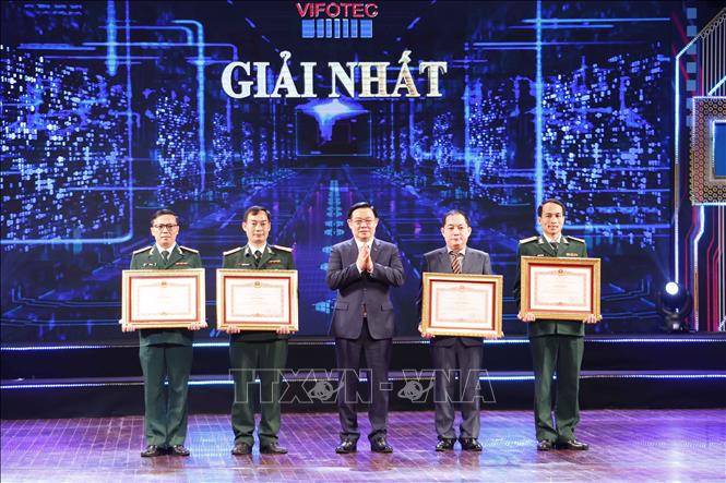 Lễ trao Giải thưởng Sáng tạo Khoa học Công nghệ Việt Nam năm 2021