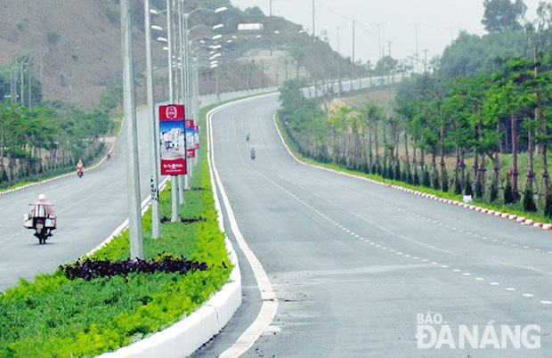 Tuyến đường Hoàng Văn Thái là khu vực chuẩn bị đầu tư phát triển mới 2 dự án khu đô thị mới  trong thời gian đến. Ảnh; TRIỆU TÙNG