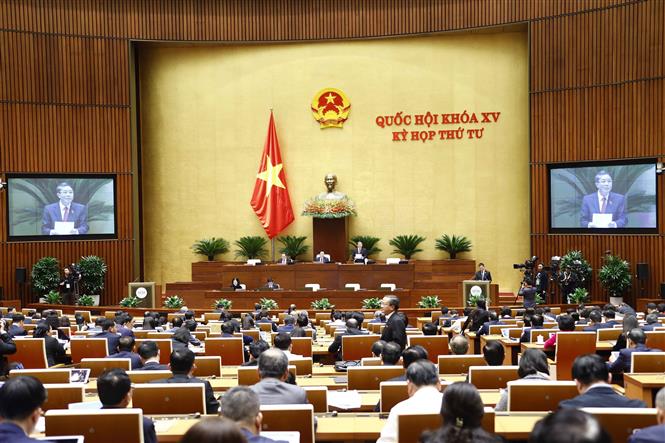 Phó Chủ tịch Quốc hội Nguyễn Đức Hải điều hành phiên họp chiều 20-10. Ảnh: TTXVN