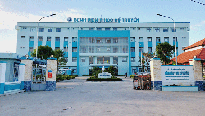 Bệnh viện Y học cổ truyền Đà Nẵng tổ chức khánh thành cơ sở mới với quy mô 300 giường bệnh trên đường Đinh Gia Trinh, phường Hòa Xuân (quận Cẩm Lệ).