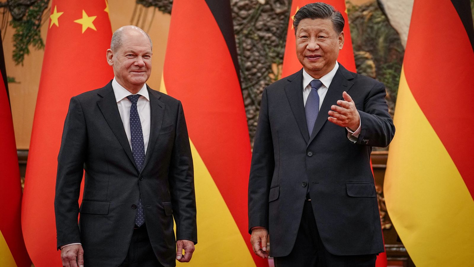 Thủ tướng Đức thăm Trung Quốc: Lợi ích kinh tế vẫn trên hết