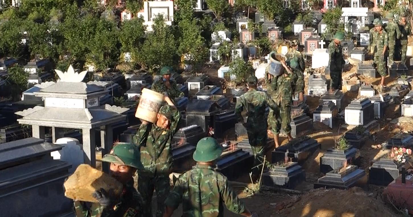 Khẩn trương hoàn thành khắc phục sạt lở tại Nghĩa trang Hòa Sơn