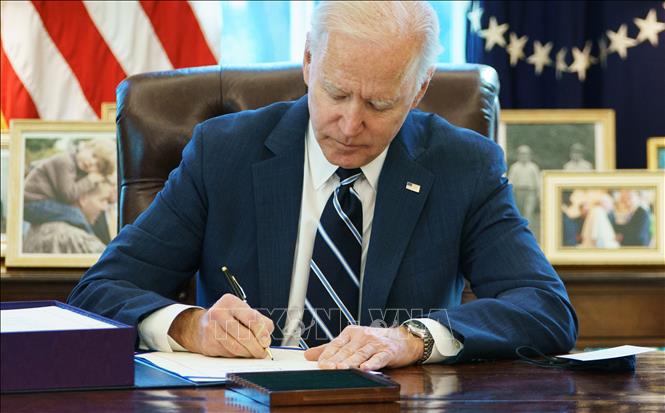 Tổng thống J.Biden đảo ngược chính sách hưu trí của người tiền nhiệm