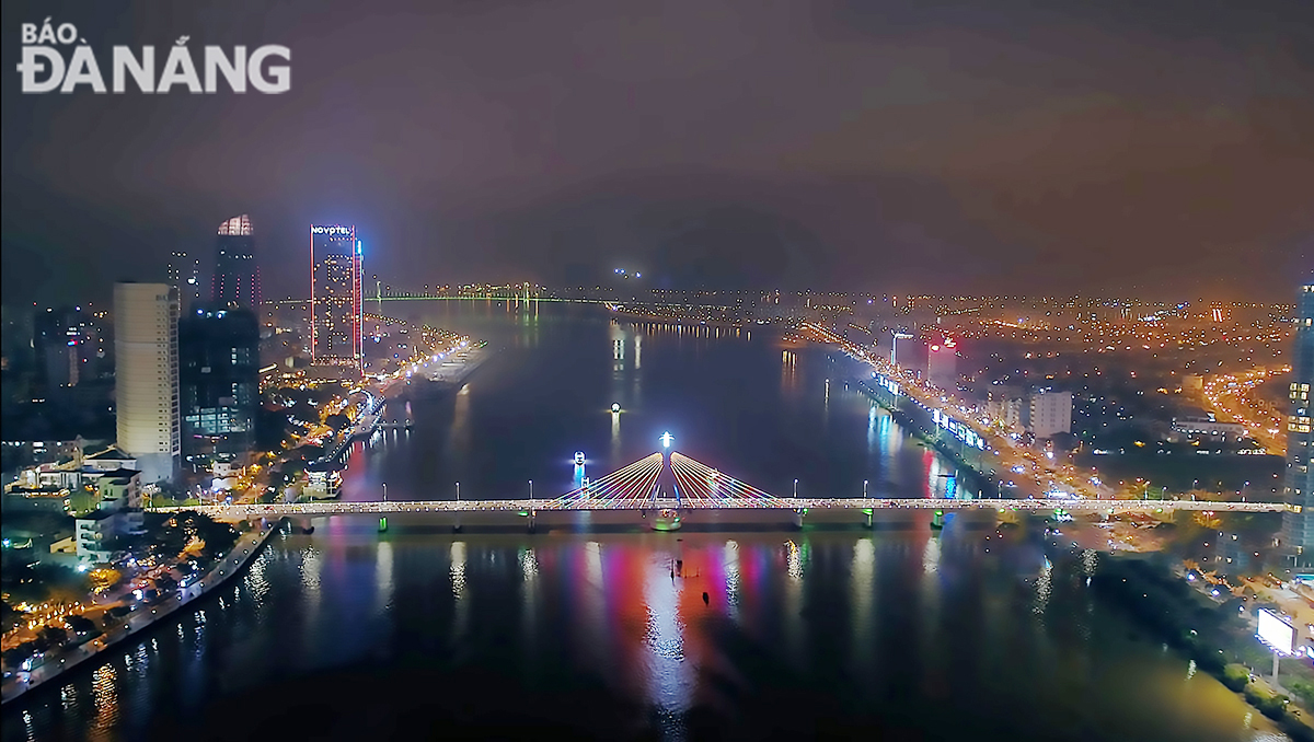 The Han River Bridge. Photo: THANH LAN