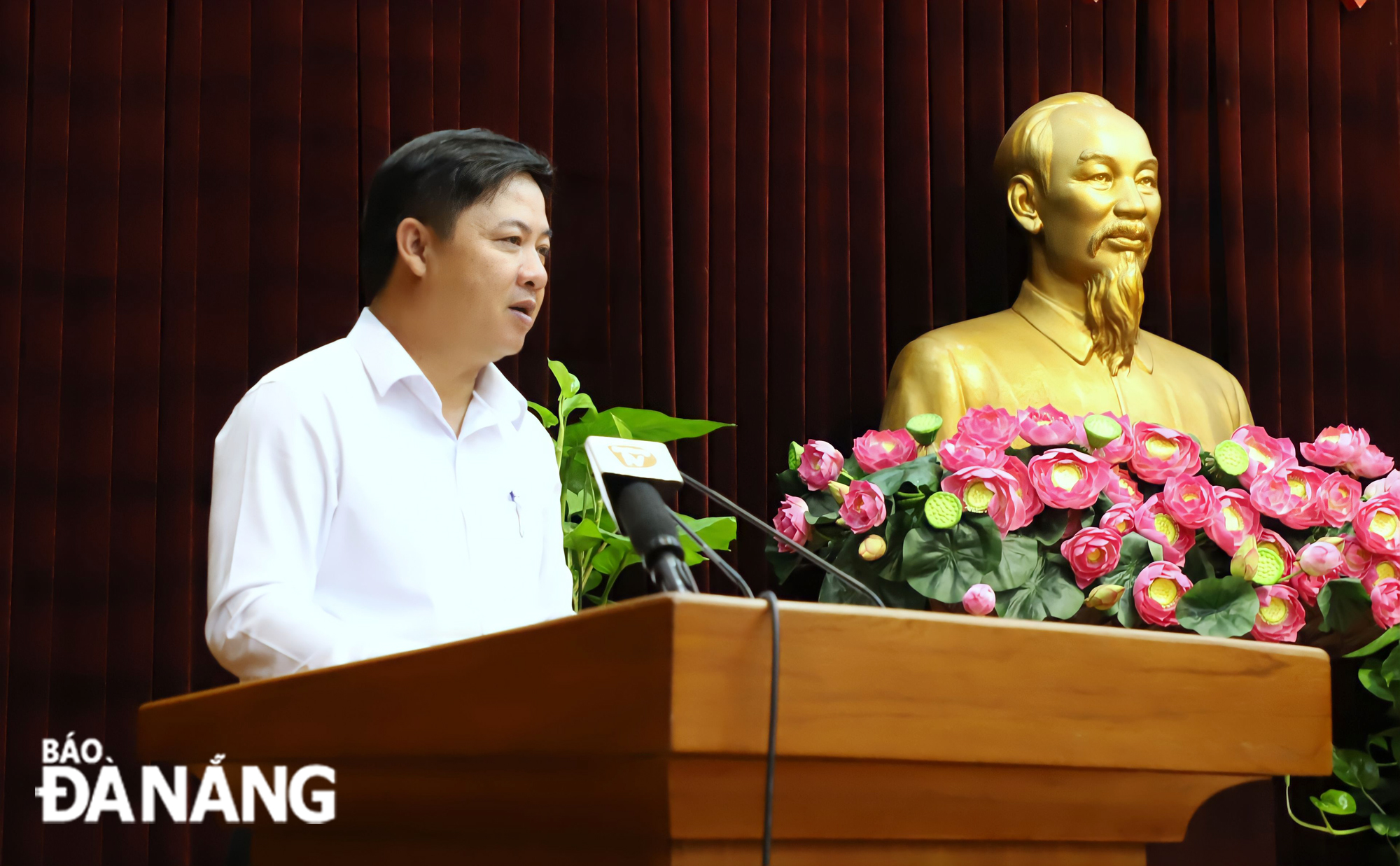 Phó Bí thư Thường trực Thành ủy Lương Nguyễn Minh Triết phát biểu kết luận hội nghị. Ảnh: NGỌC PHÚ