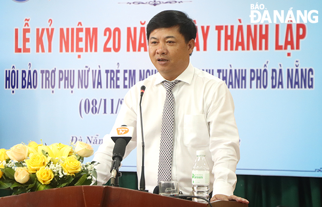 Phó Bí thư Thường trực Thành ủy Lương Nguyễn Minh Triết phát biểu tại lễ kỷ niệm. Ảnh: XUÂN DŨNG