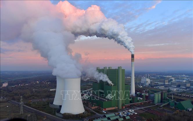 Toàn cảnh một nhà máy điện than ở Schkopau, miền Đông Đức. Ảnh minh họa: AFP/TTXVN