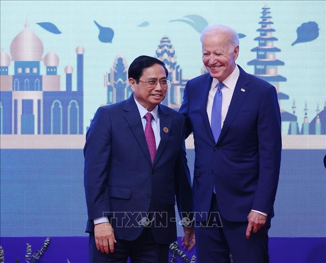 Thủ tướng Phạm Minh Chính và Tổng thống Hoa Kỳ Joe Biden tại Hội nghị Cấp cao ASEAN - Hoa Kỳ lần thứ 10. Ảnh: Dương Giang/TTXVN