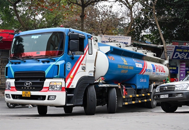 A fuel truck is seen during transport in Ha Noi. VNA/VNS Photo