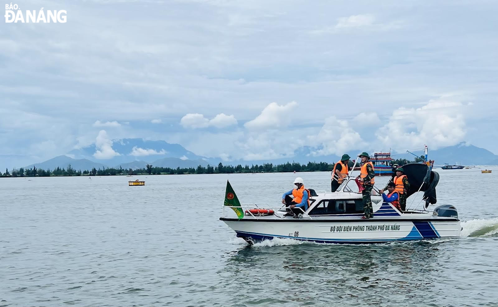 Lực lượng Bộ đội Biên phòng thành phố tuần tra kiểm soát, bảo đảm an ninh trật tự khu vực biên giới biển.