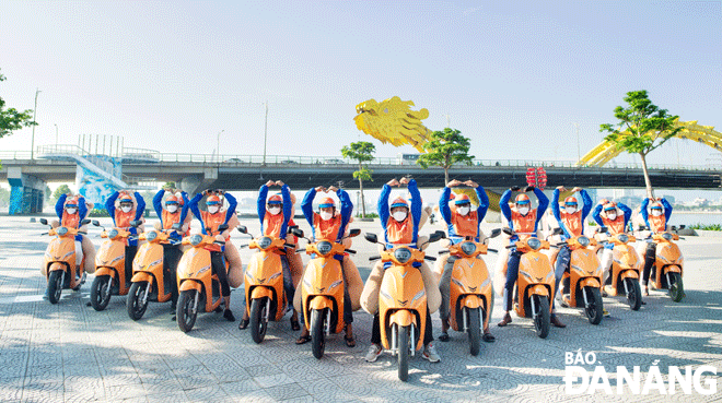 Ra mắt dịch vụ xe máy điện chở khách thân thiện môi trường tại Đà Nẵng