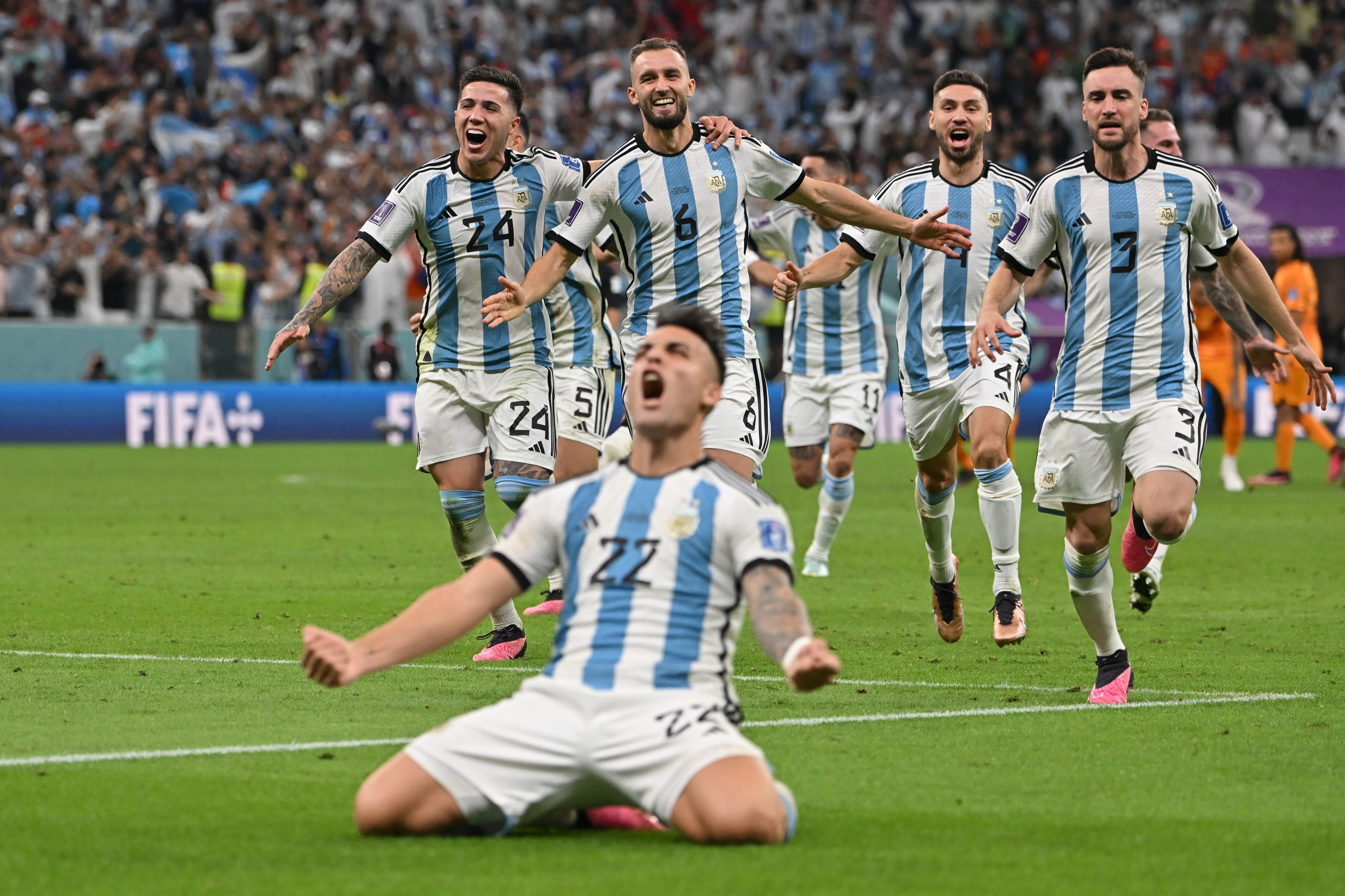 World Cup 2022: Croatia và Argentina vào bán kết